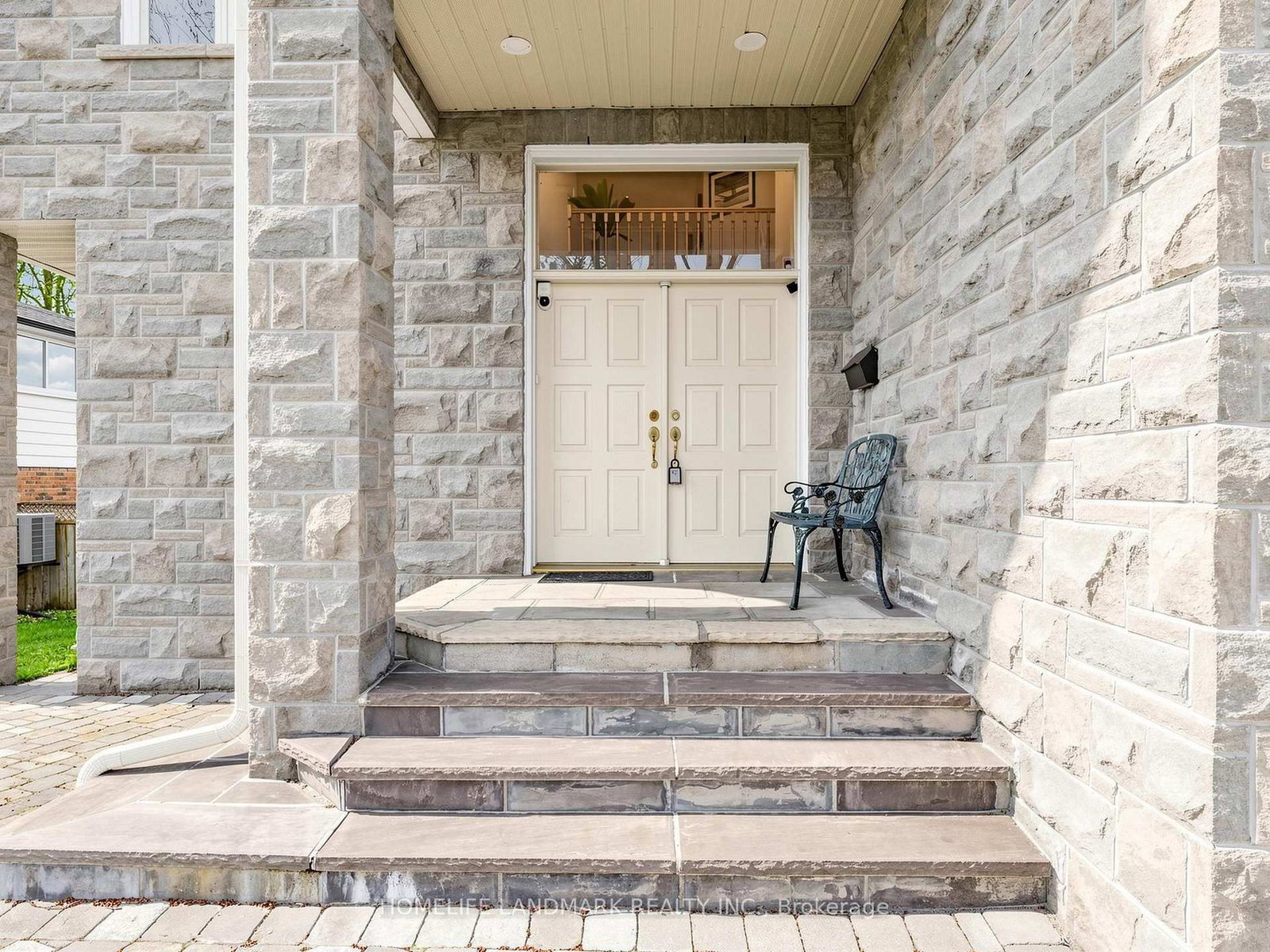52 Cedar Brae Boulevard - Photo 3
