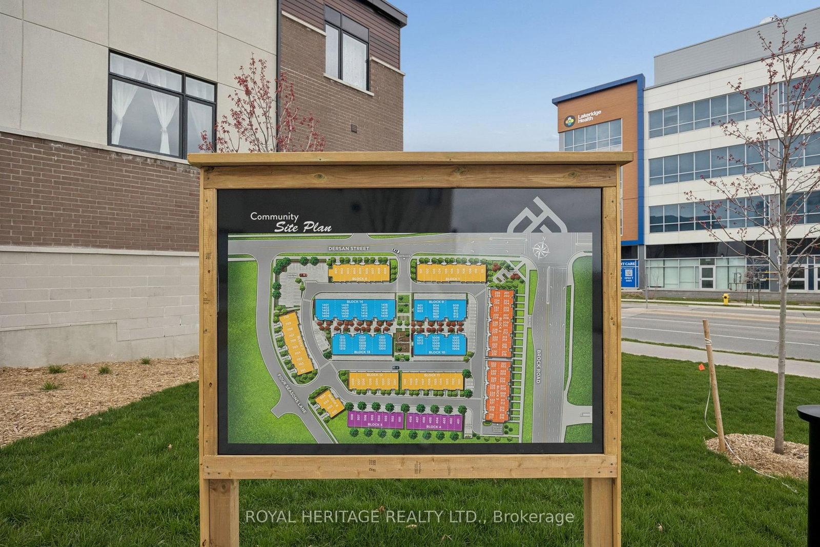 1695 Dersan Street, Unit 206 - Photo 31