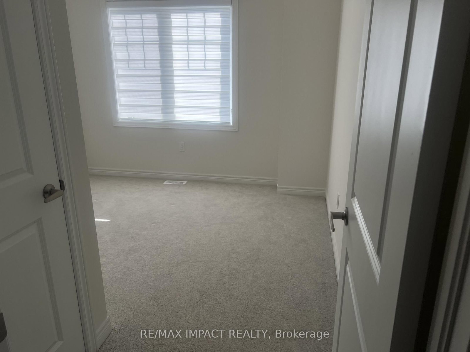 317 Coronation Road - Photo 10