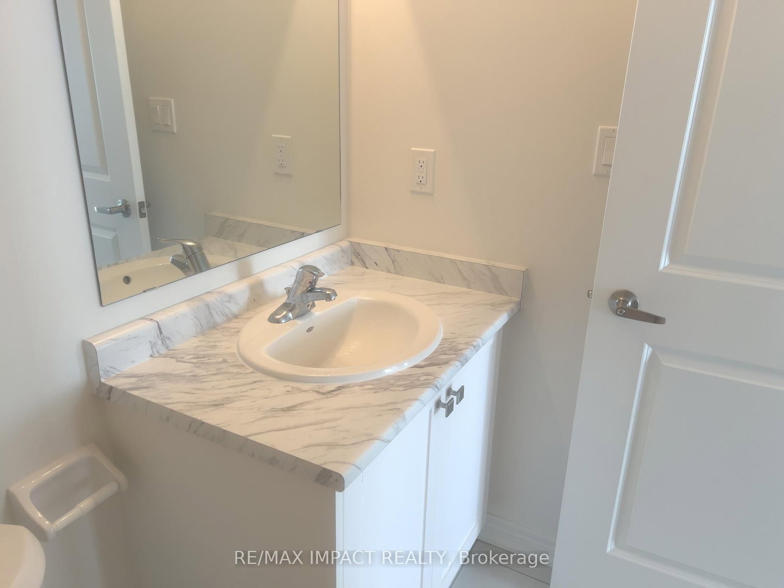 317 Coronation Road - Photo 12