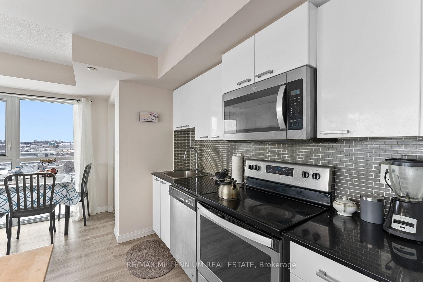 2150 Lawrence Avenue E, Unit 1609 - Photo 18