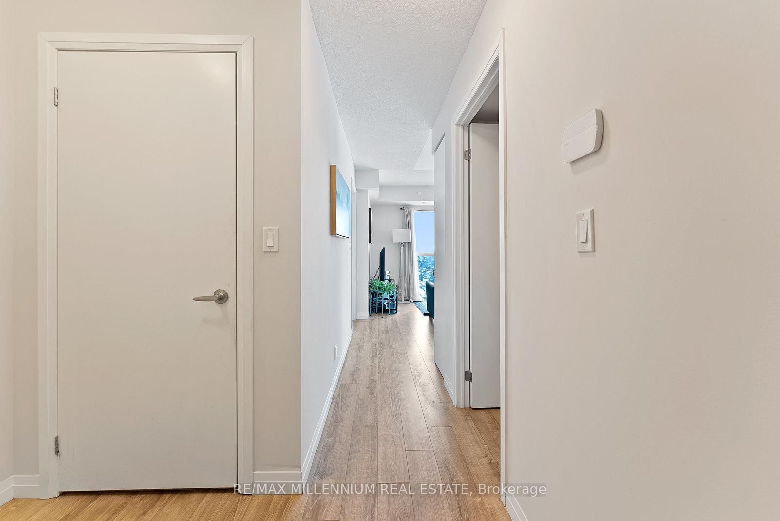 2150 Lawrence Avenue E, Unit 1609 - Photo 2