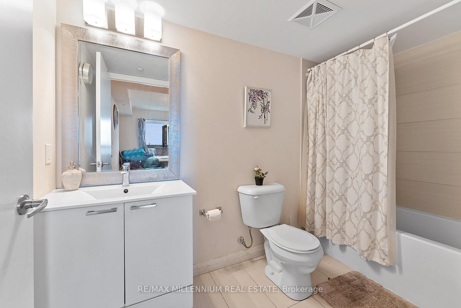 2150 Lawrence Avenue E, Unit 1609 - Photo 24