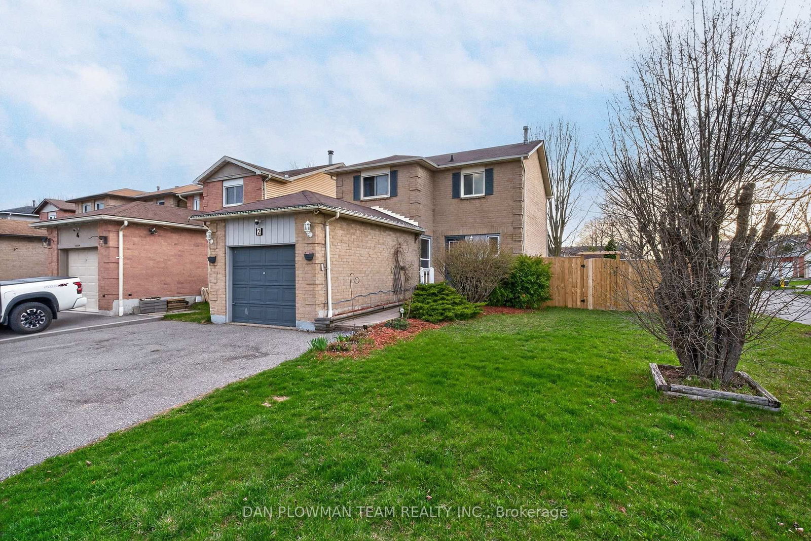 Detached House for sale at 2 Allard Avenue, Ajax, Ontario, L1Z 1A1 - Central East - MLS: E13048422