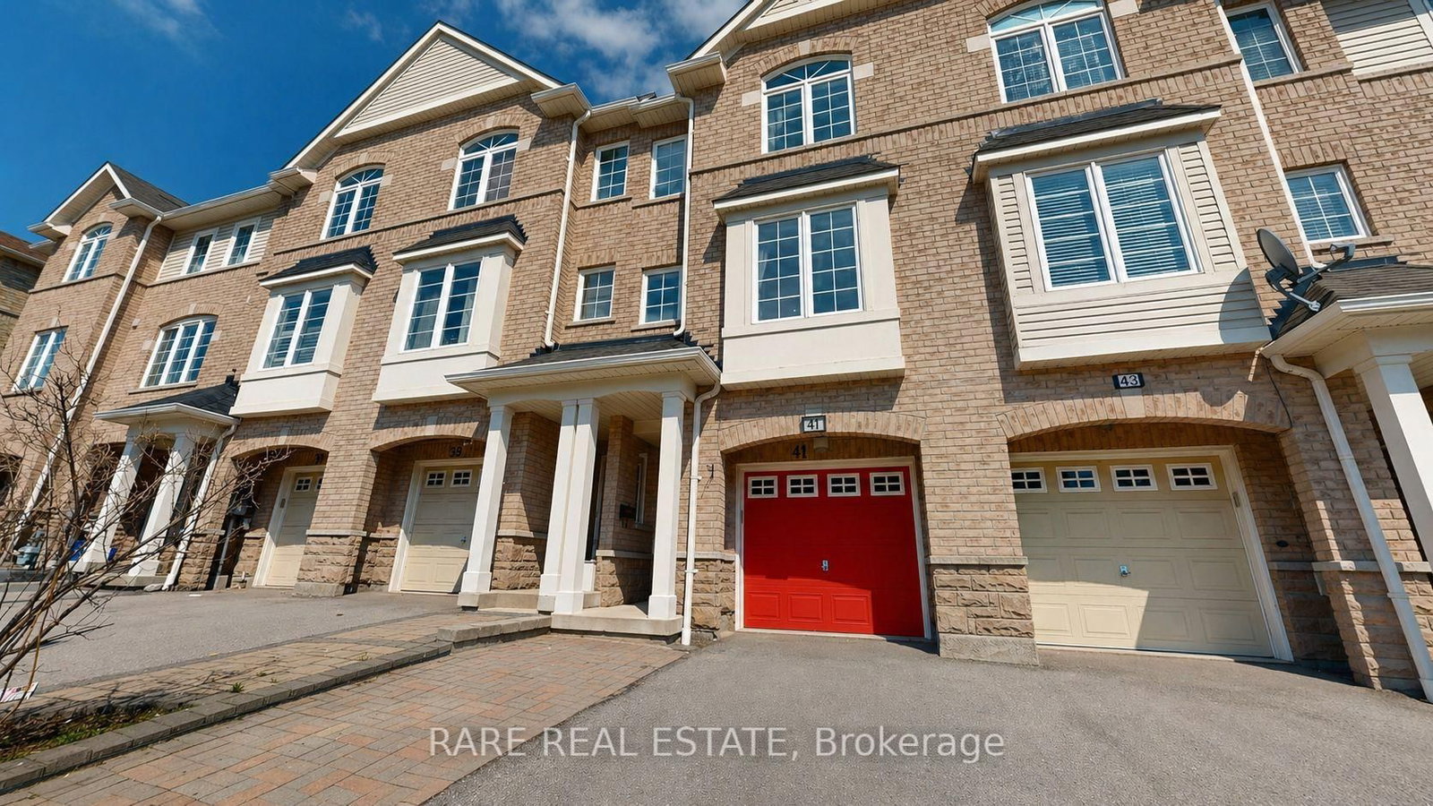 Townhouse for sale at 41 Cullcastle Street, Ajax, Ontario, L1S 0B1 - South West - MLS: E13048514