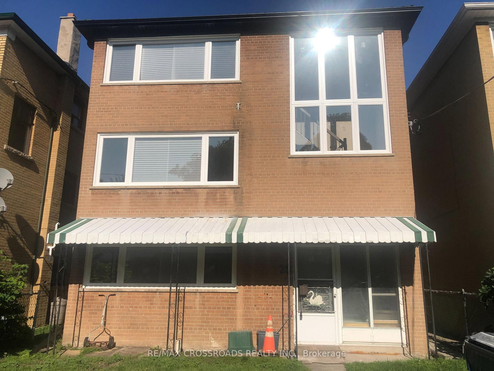 25 Glenside Avenue, Unit 2