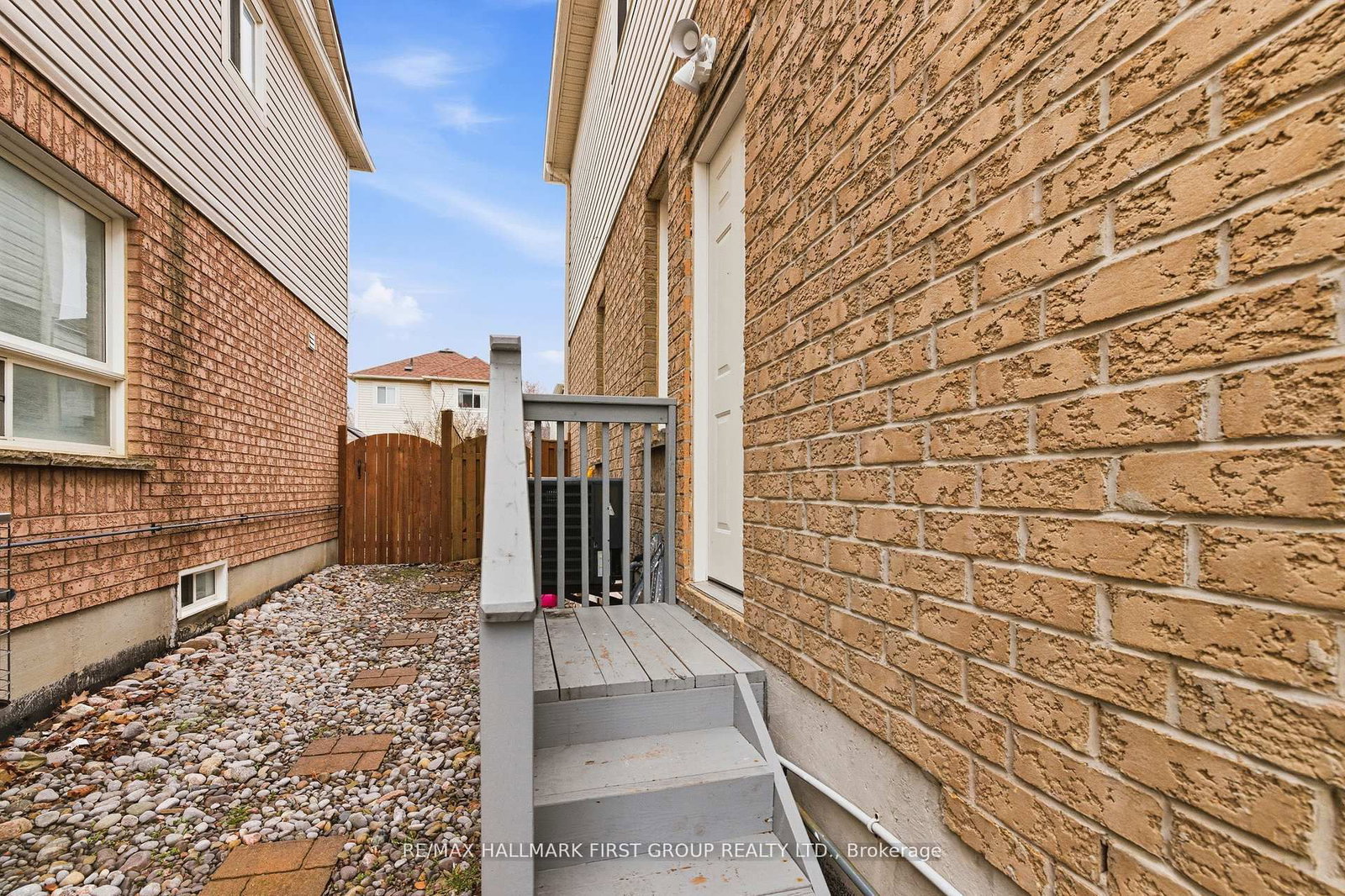 32 Samandria Avenue - Photo 22