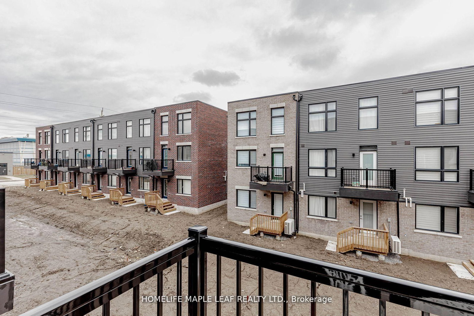 15 Bateson Street - Photo 32