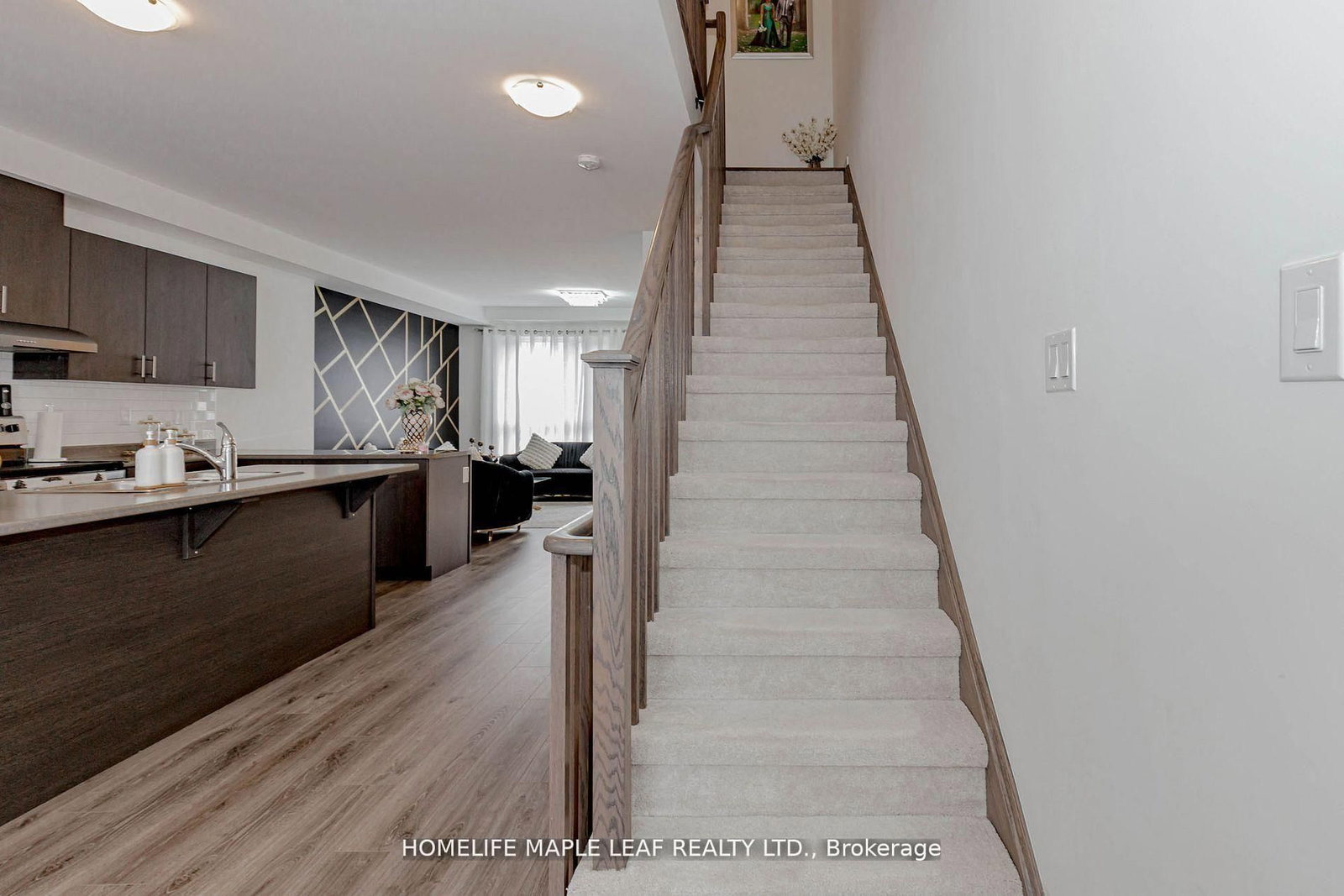 15 Bateson Street - Photo 35