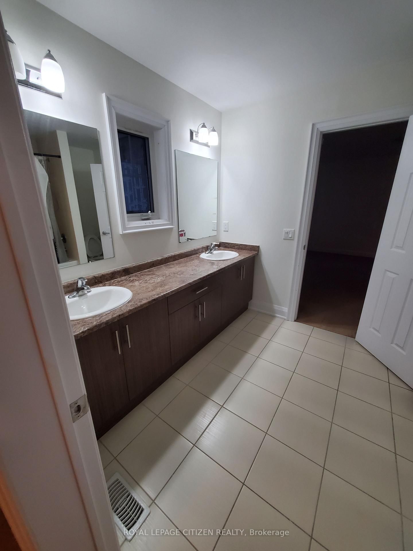 211 Symington Avenue - Photo 19