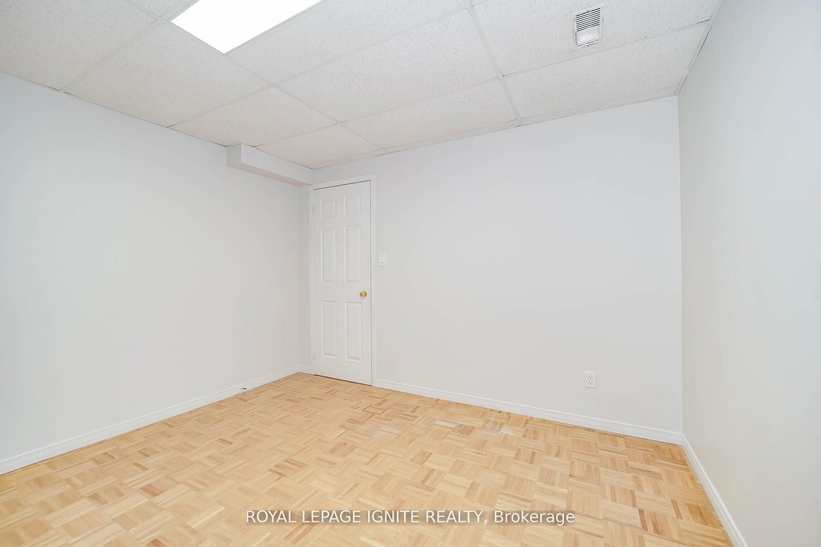 165 Clonmore Drive, Unit Basement - Photo 4