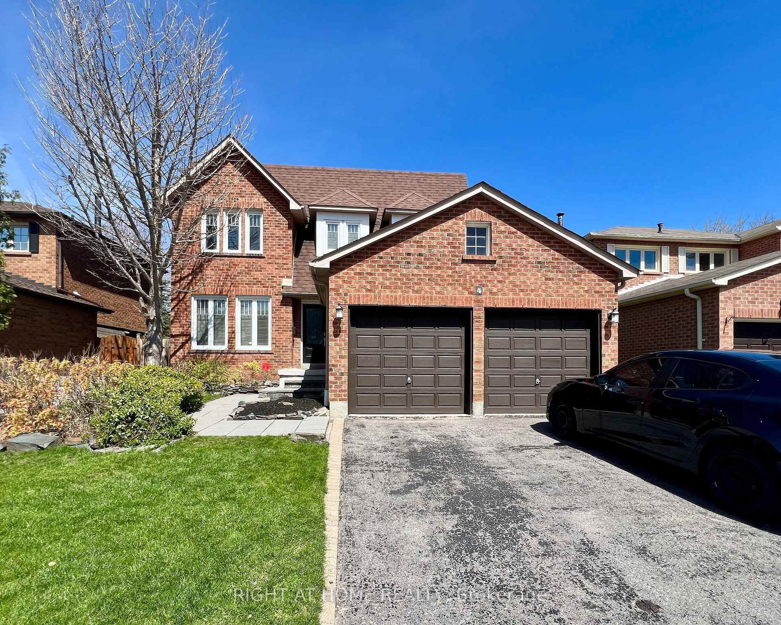 Detached House for sale at 4 Silverbirch Place, Whitby, Ontario, L1R 1X7 - Pringle Creek - MLS: E13050786