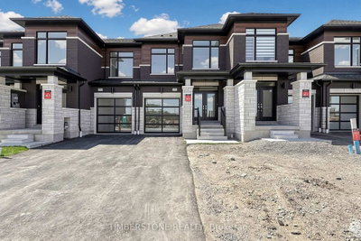 Townhouse in Rural Pickering