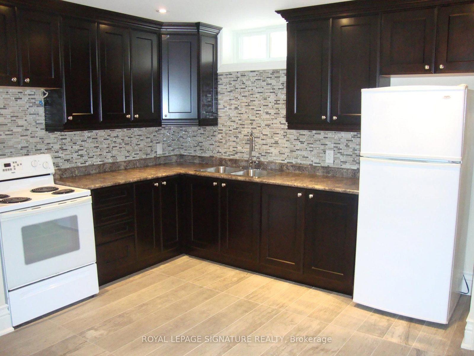 Detached House for lease at Bsmt-179 Durant Avenue, Toronto, Ontario, M4J 4W5 - East York - MLS: E13051538