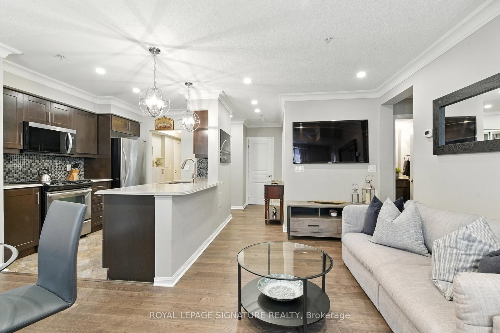 10 Mendelssohn Street, Unit 106 - Photo 8