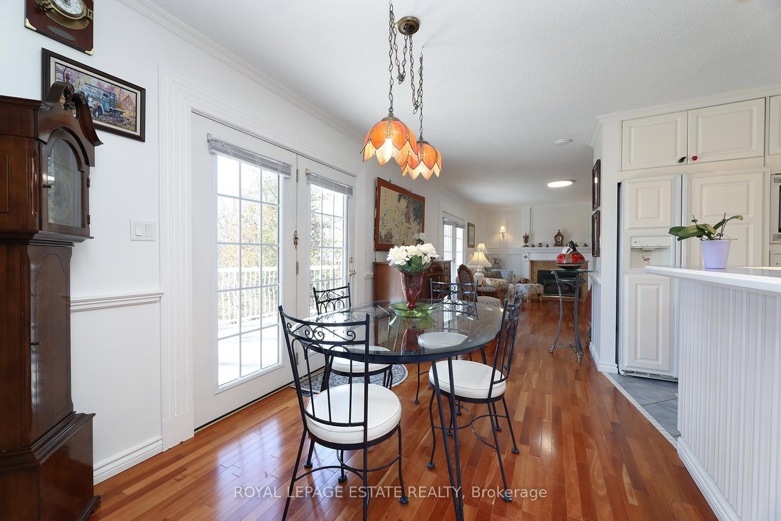 898 Beaufort Court - Photo 14