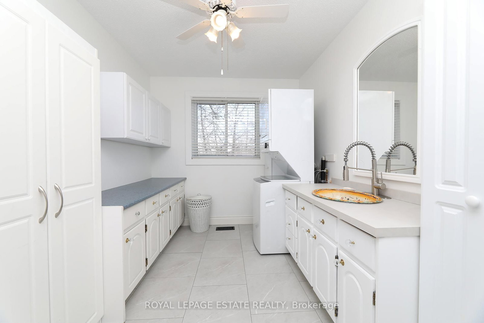 898 Beaufort Court - Photo 28