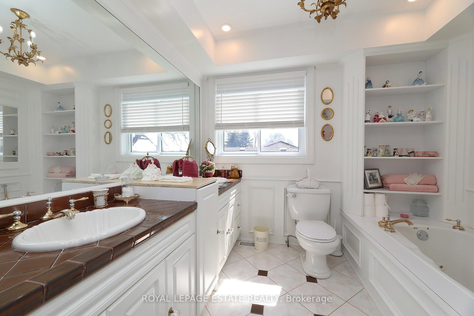 898 Beaufort Court - Photo 33