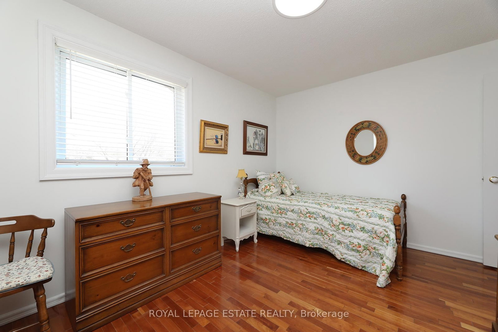 898 Beaufort Court - Photo 35