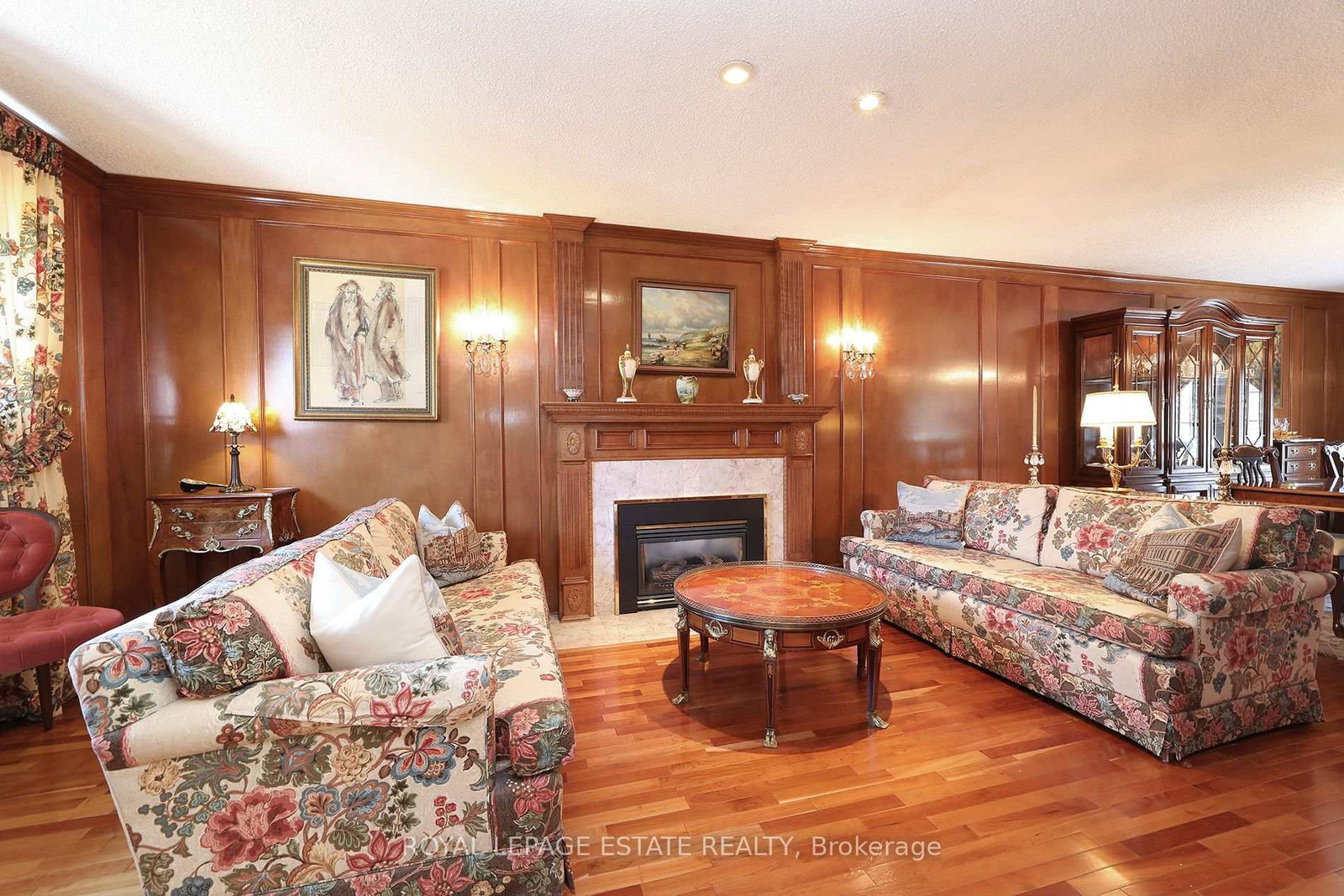 898 Beaufort Court - Photo 6