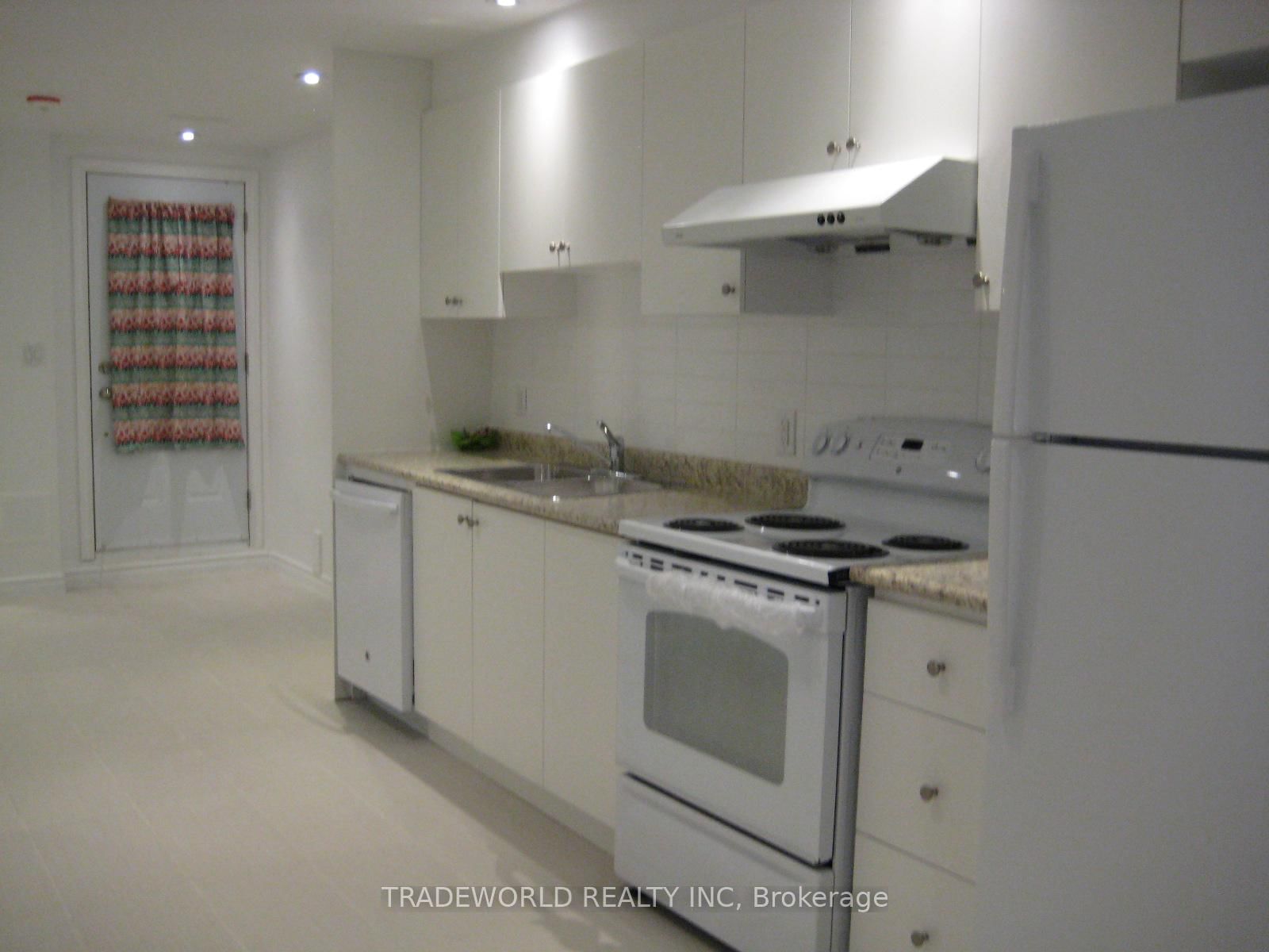 765 Gerrard Street E, Unit Lower - Photo 13