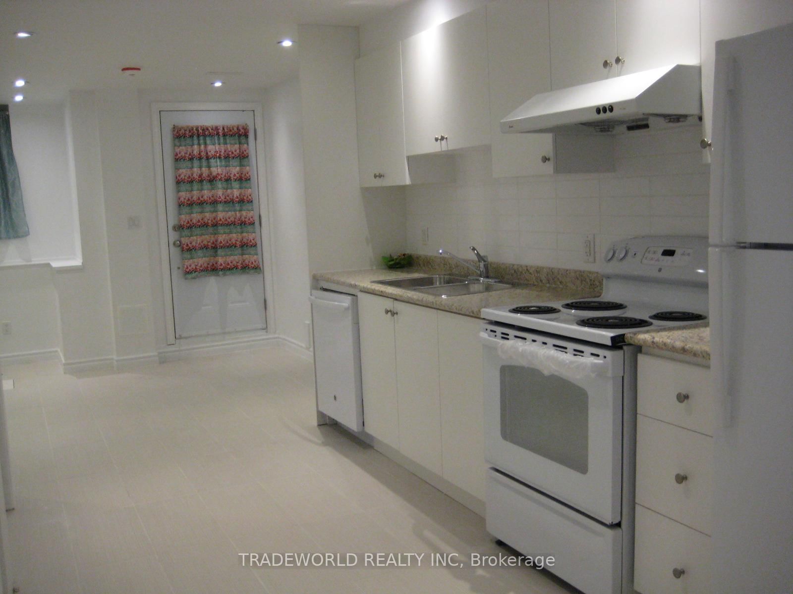 765 Gerrard Street E, Unit Lower - Photo 3