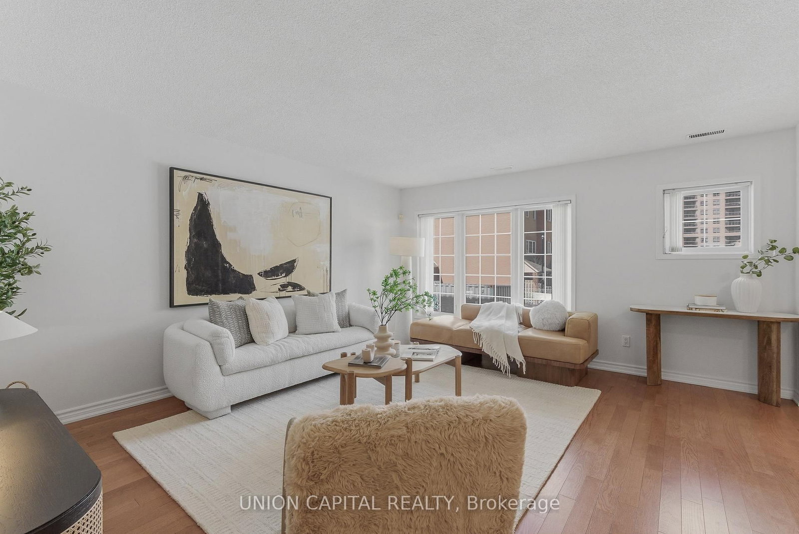 1400 The Esplanade N, Unit 120 - Photo 4