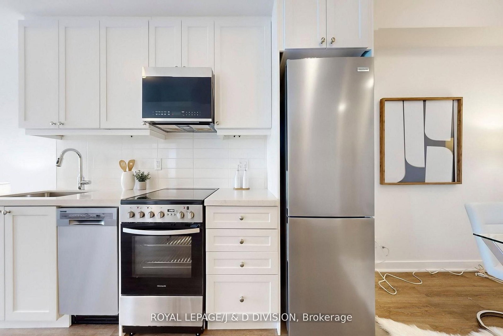 55 Clarington Boulevard, Unit 411 - Photo 11