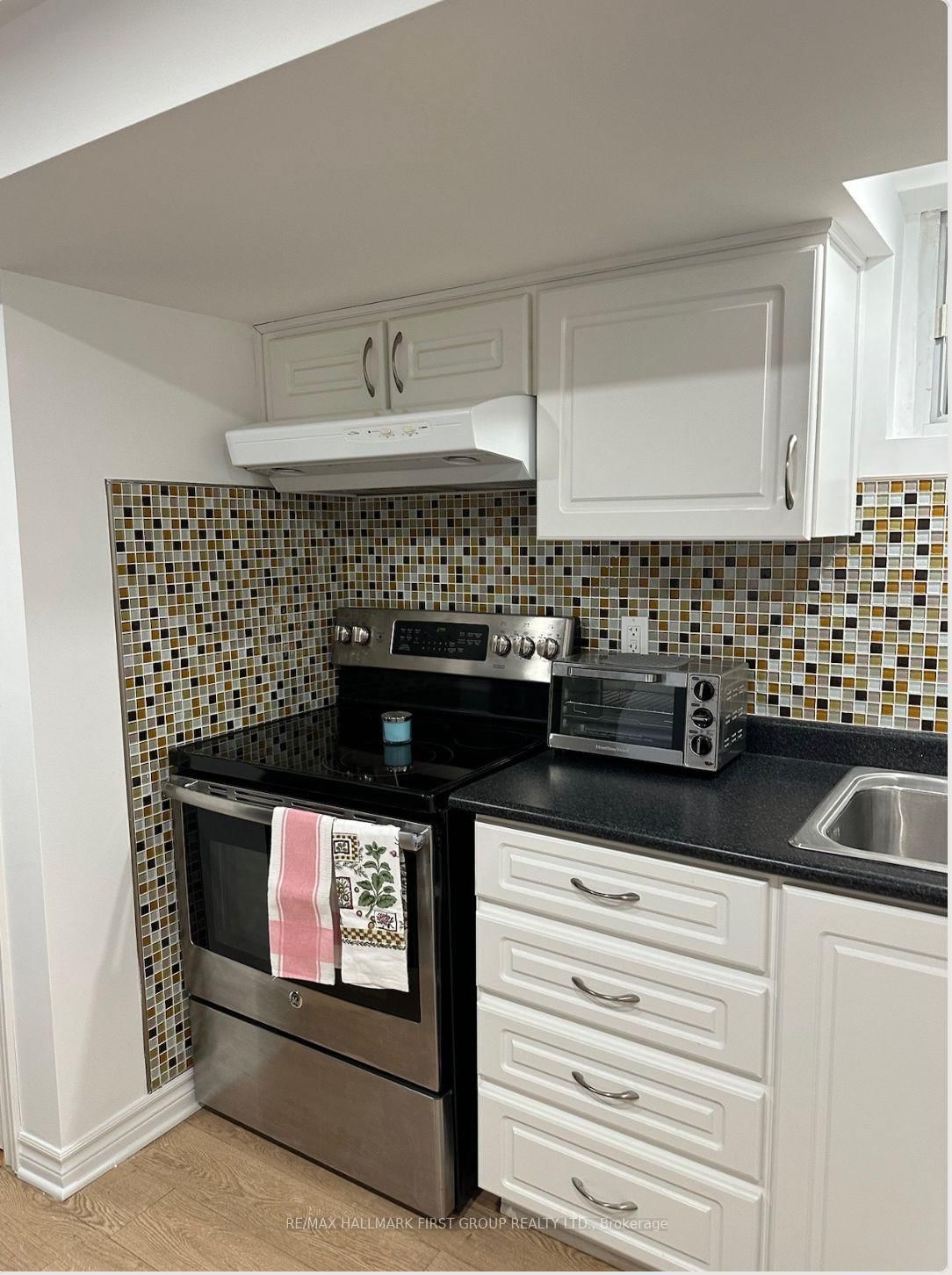 Lower Level-20 Argate Place, Toronto, ON, photo 3