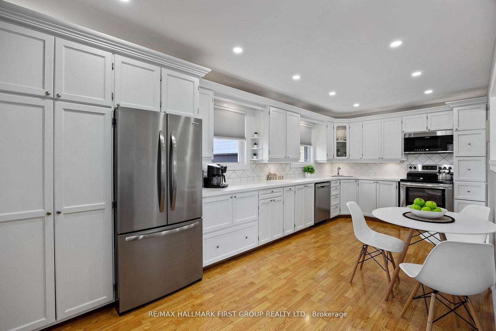 924 McCullough Drive - Photo 12