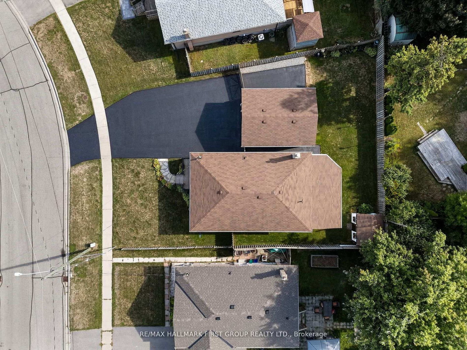 924 McCullough Drive - Photo 7