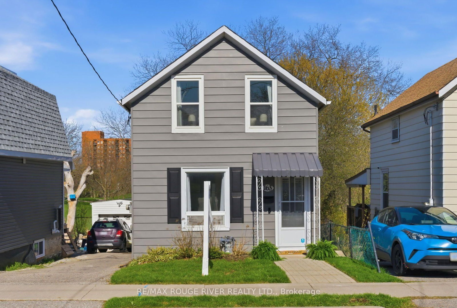 Detached House for sale at 163 Nassau Street, Oshawa, Ontario, L1J 4A6 - Vanier - MLS: E13053170