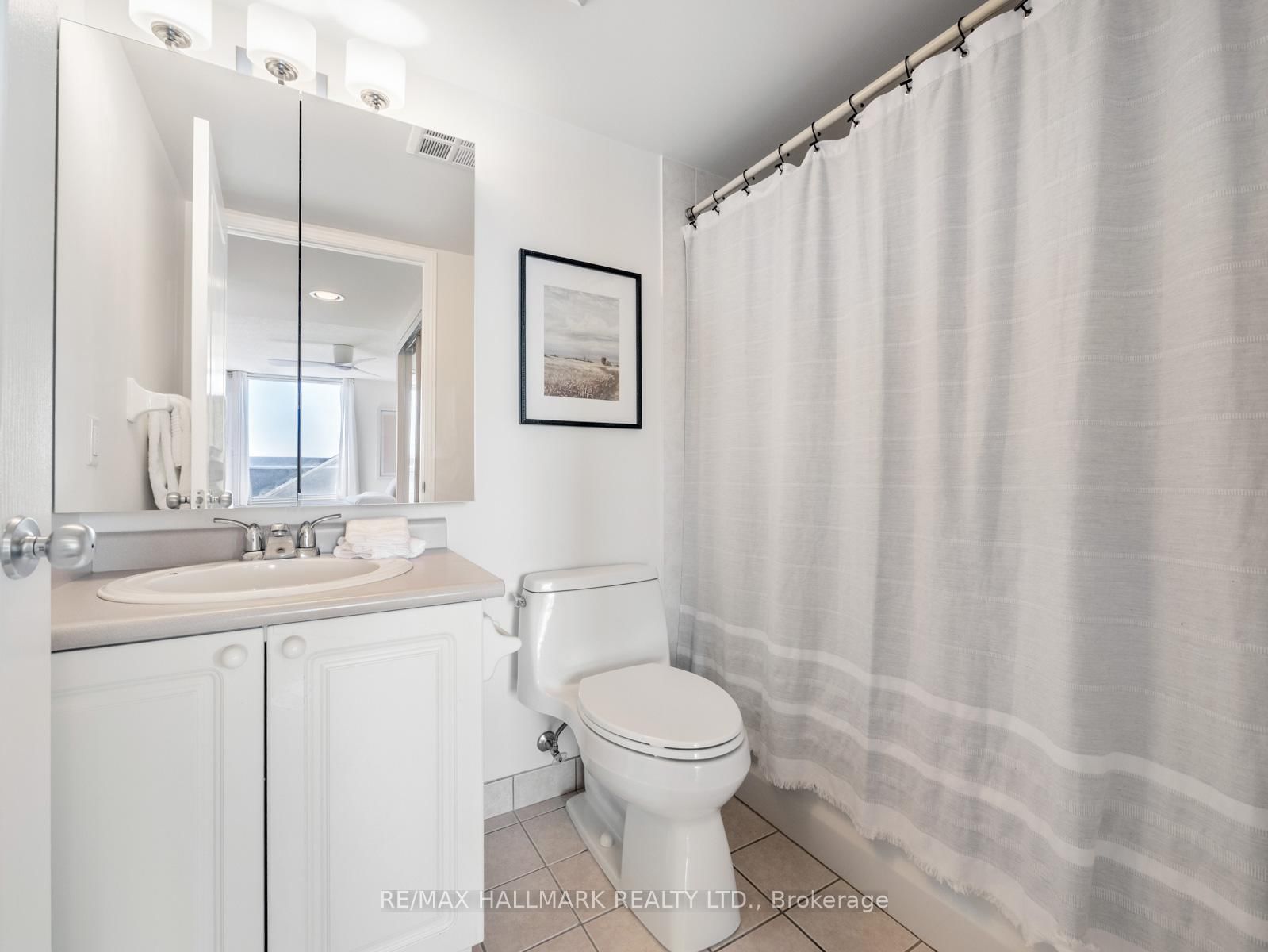 1797 Queen Street E, Unit 403 - Photo 22
