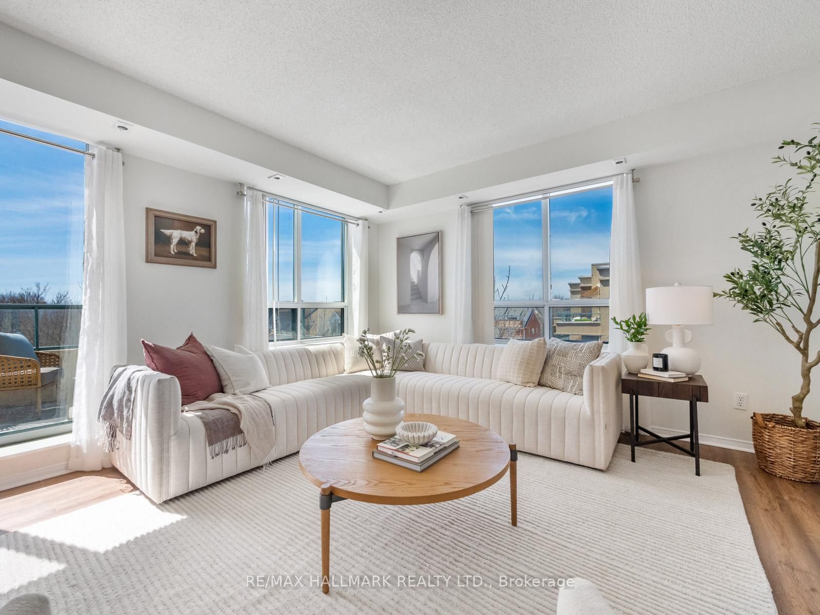 1797 Queen Street E, Unit 403 - Photo 3