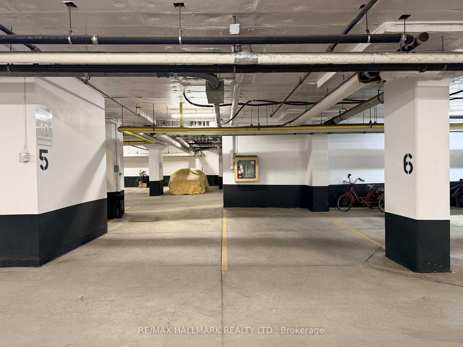 1797 Queen Street E, Unit 403 - Photo 32