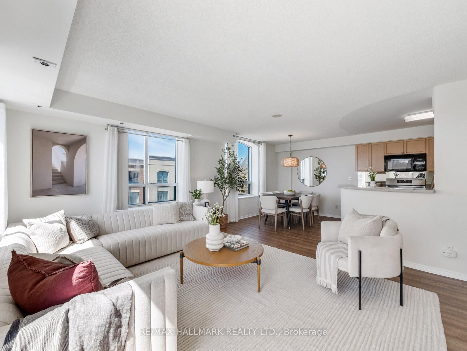 1797 Queen Street E, Unit 403 - Photo 5