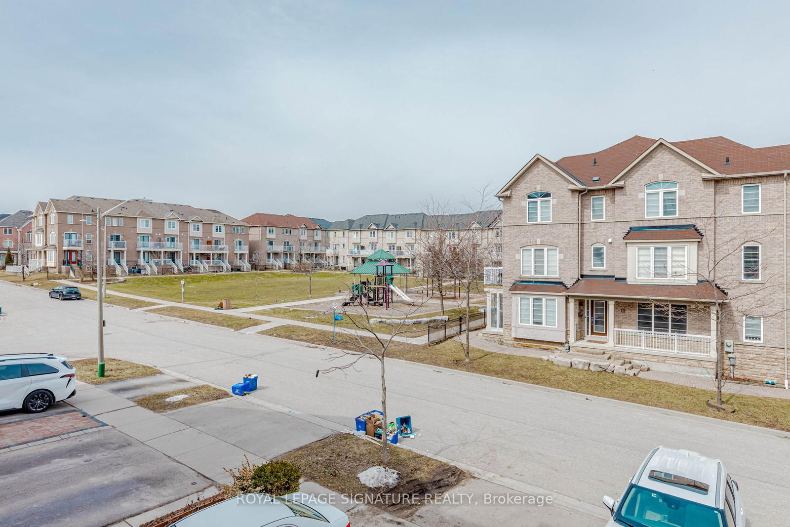 130 Bayly Street W - Photo 23