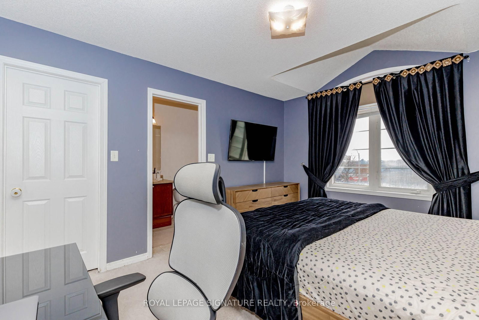 130 Bayly Street W - Photo 28