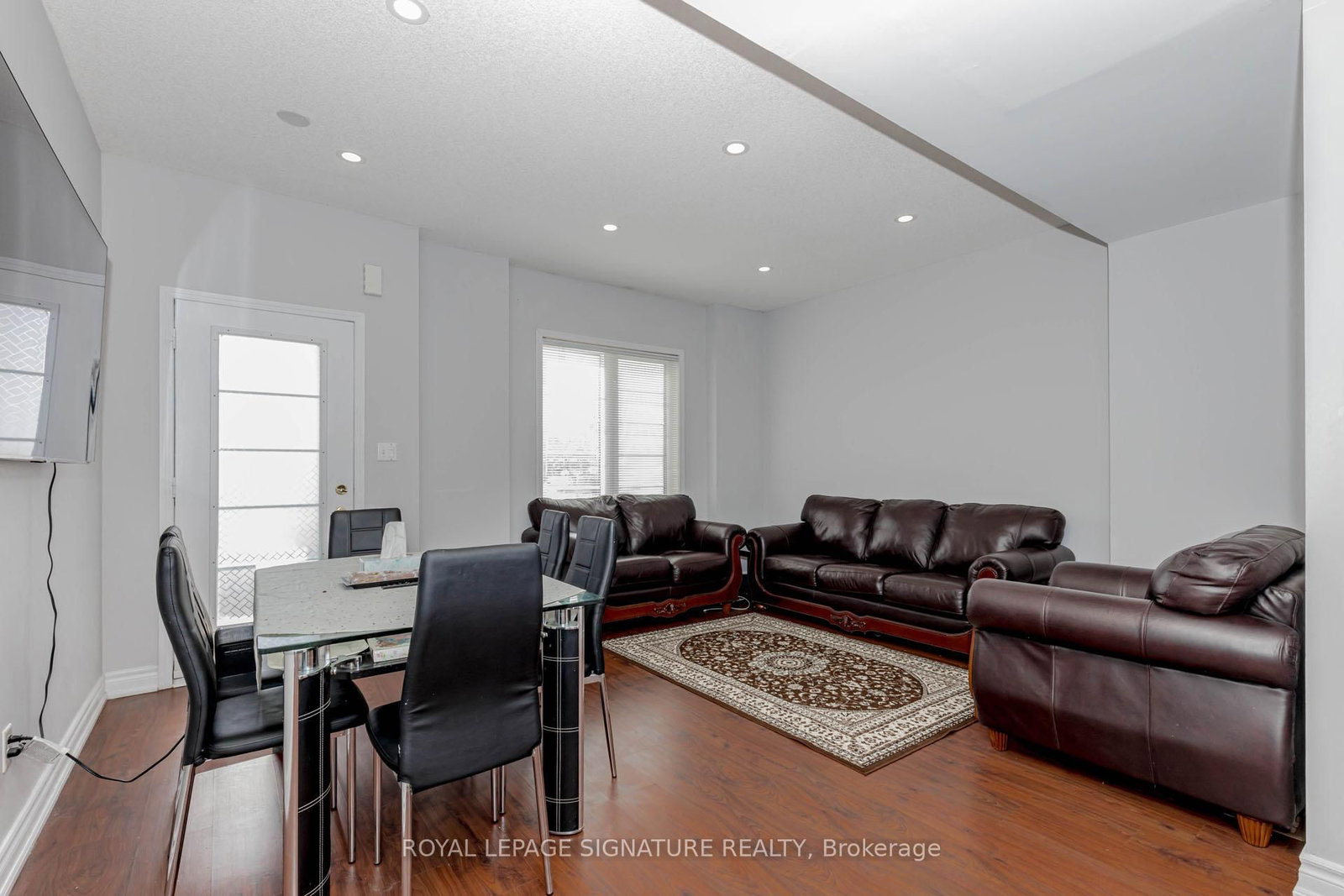 130 Bayly Street W - Photo 3