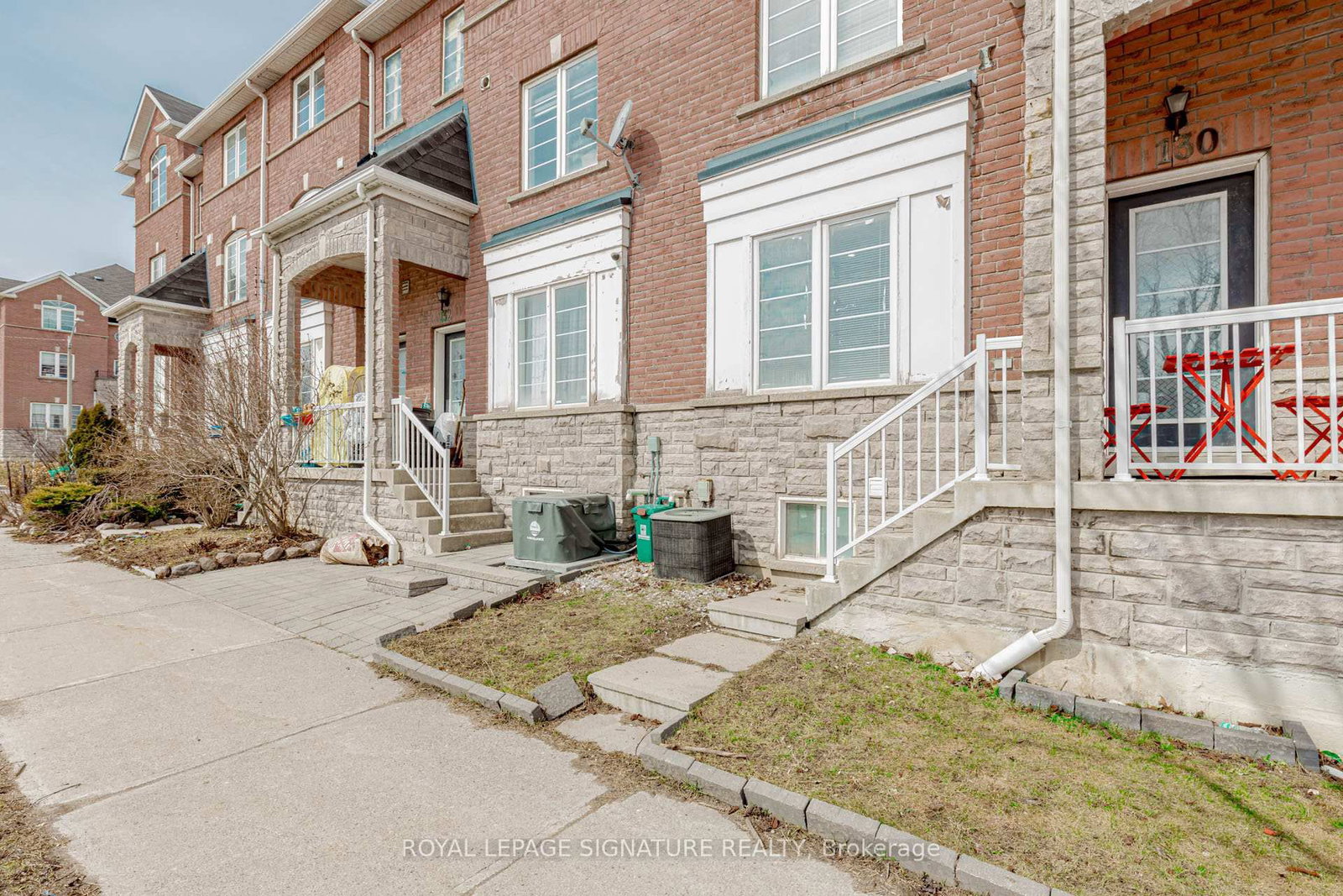 130 Bayly Street W - Photo 48