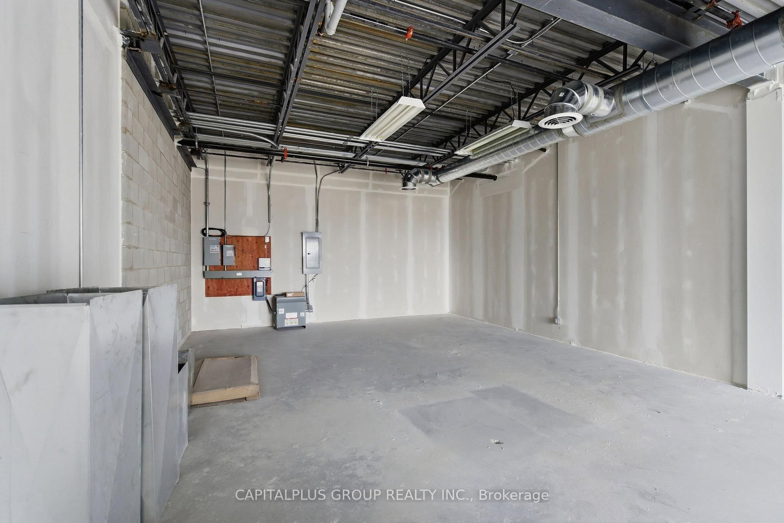 190 Station Street, Unit 13 - Photo 19
