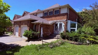 35 Davies Crescent