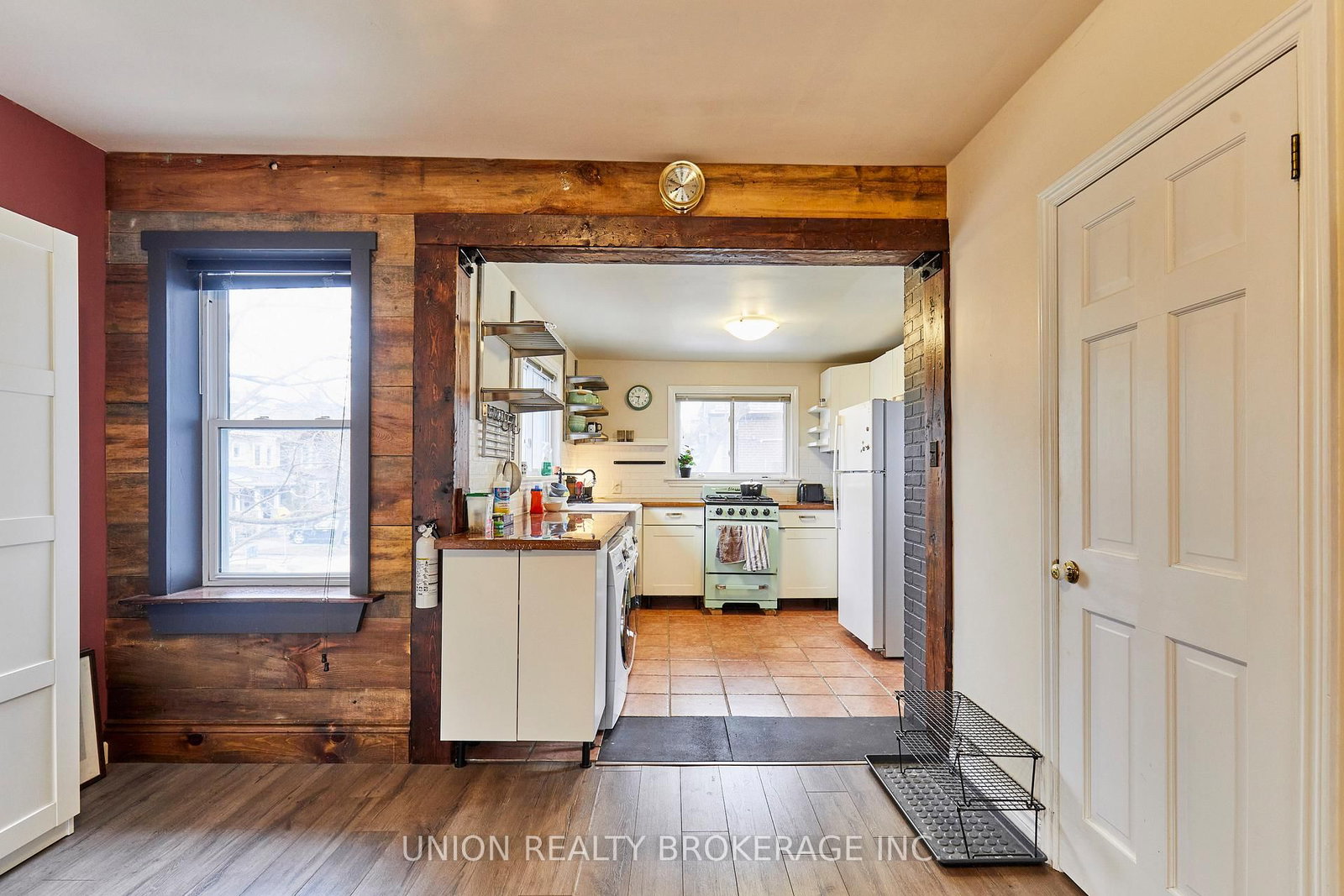 92 Dixon Avenue - Photo 10