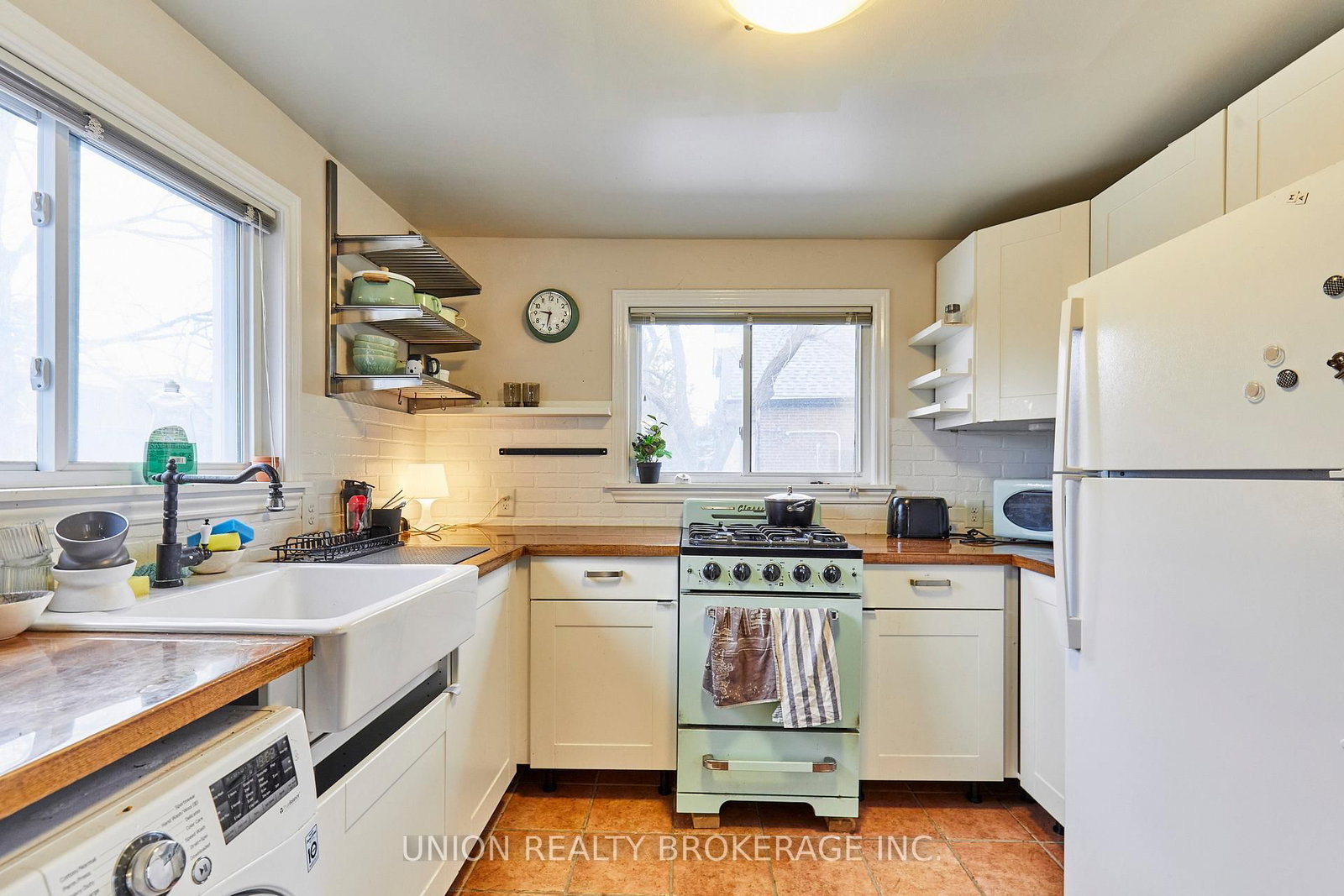 92 Dixon Avenue - Photo 12