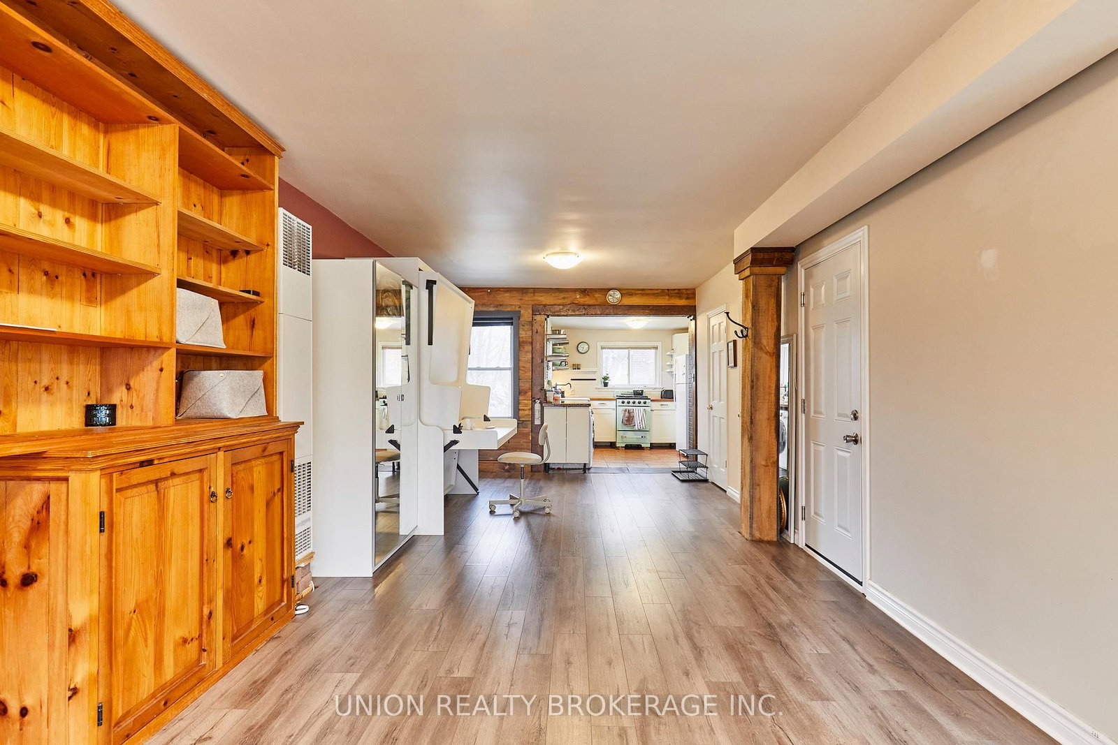 92 Dixon Avenue - Photo 8
