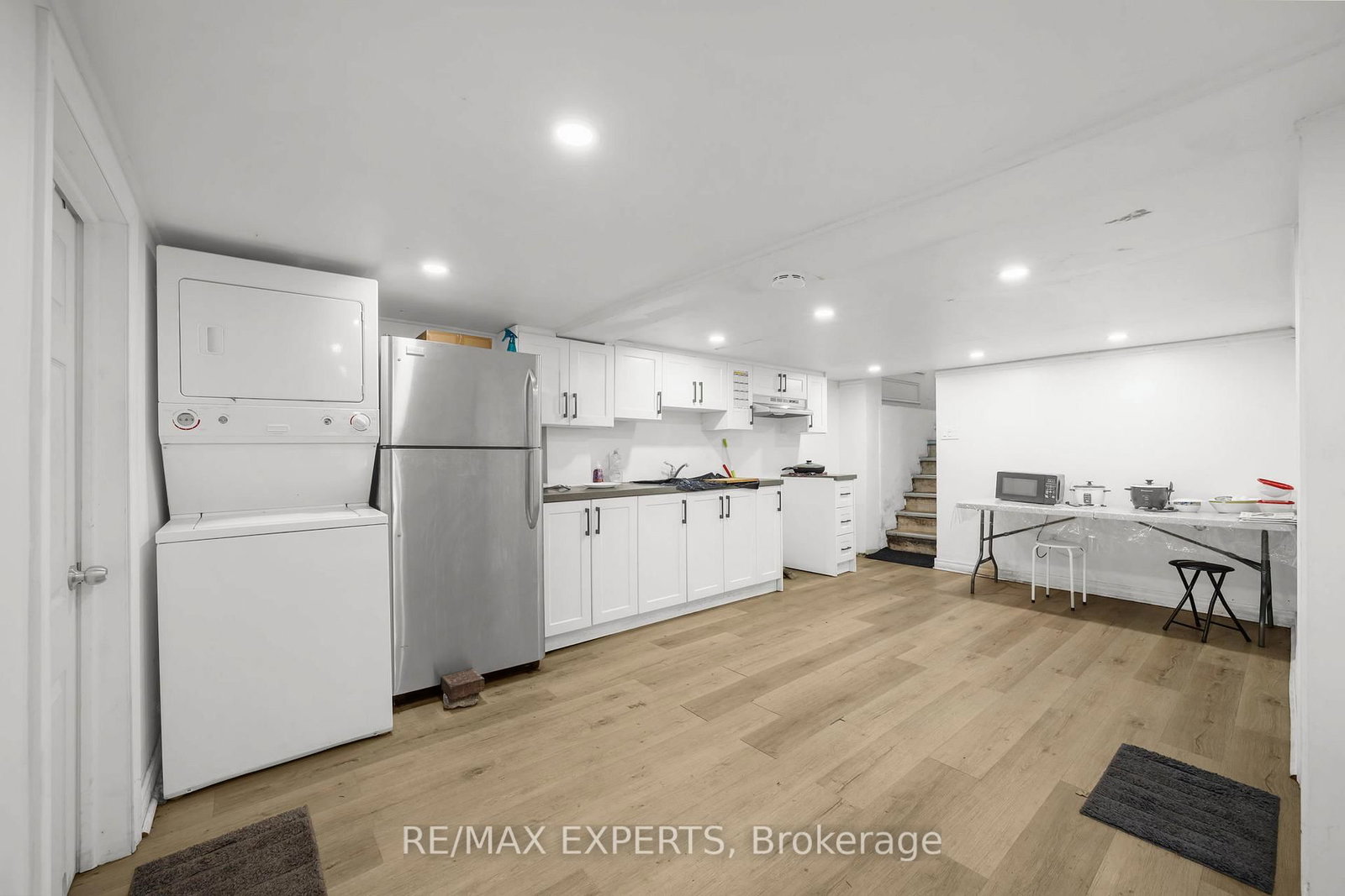 16 Bellehaven Crescent • Toronto, ON photo 23