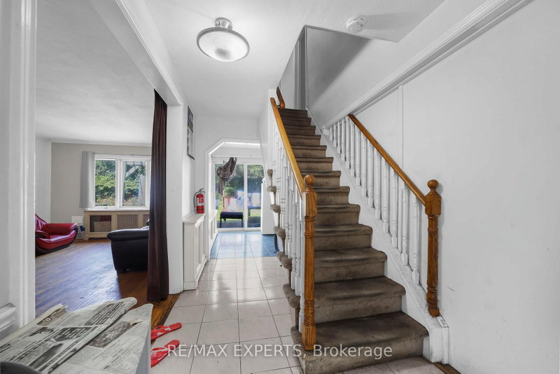 16 Bellehaven Crescent