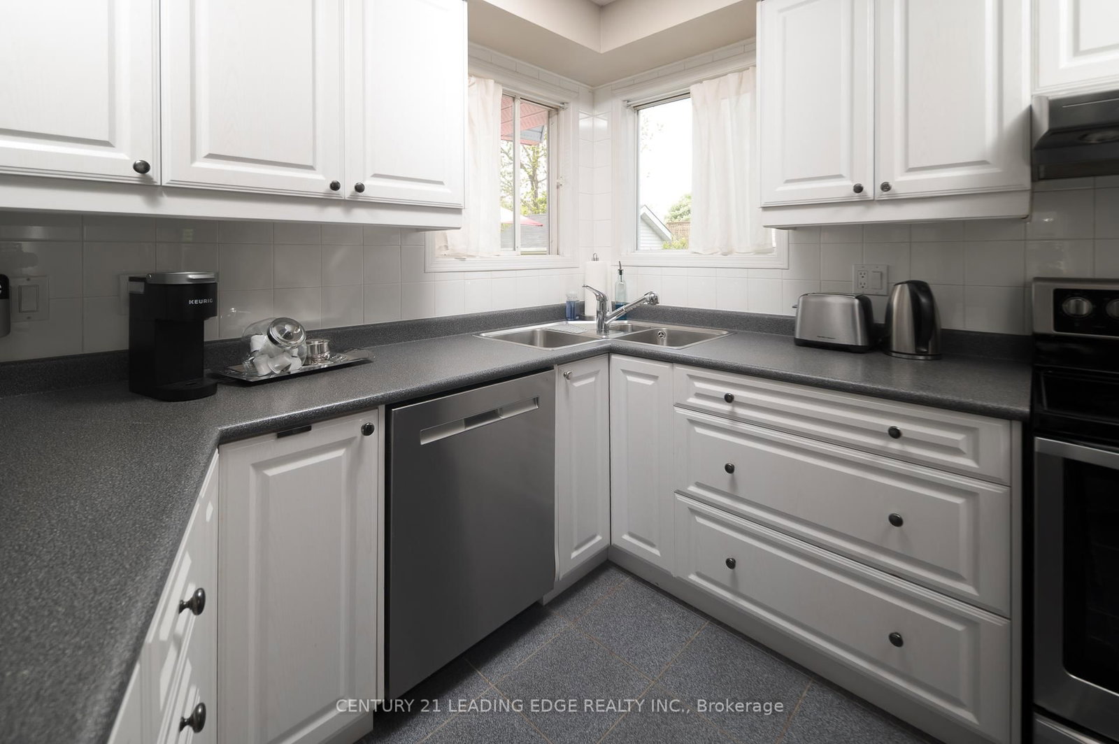 5048 William Street - Photo 15