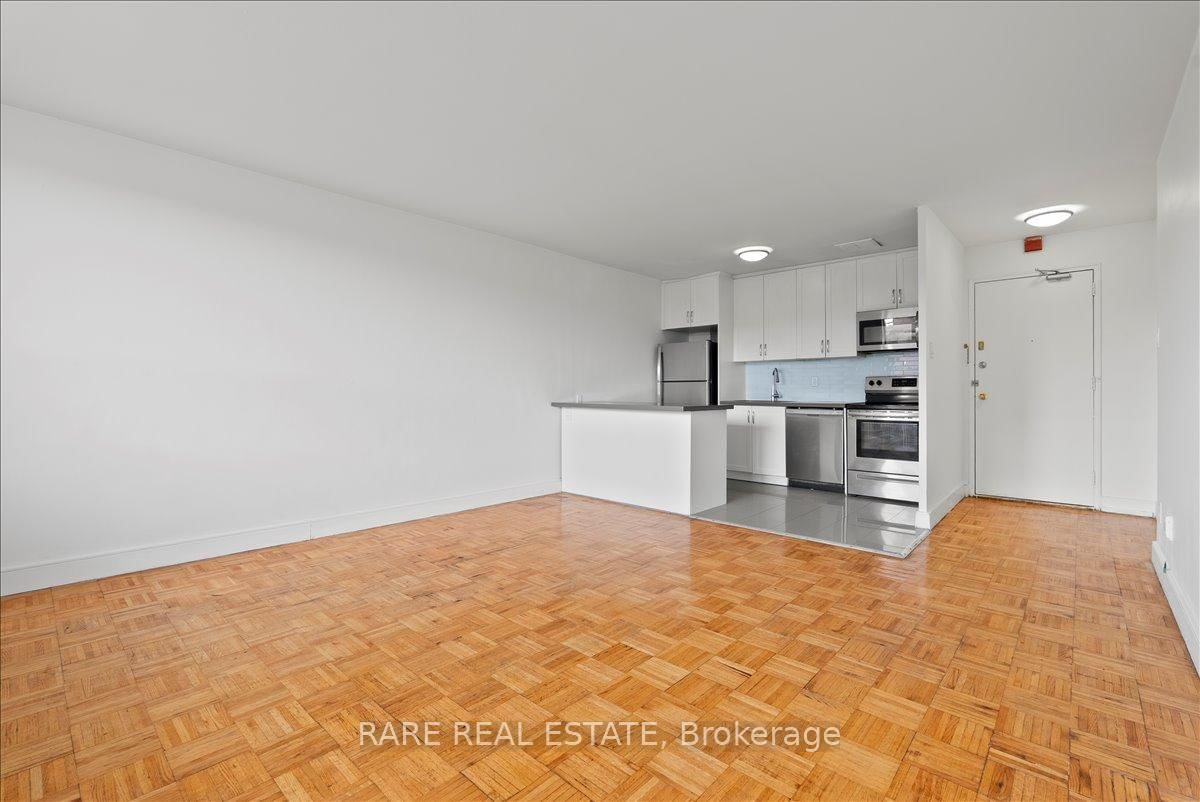3111 Eglinton Avenue E, Unit 603 - Photo 5