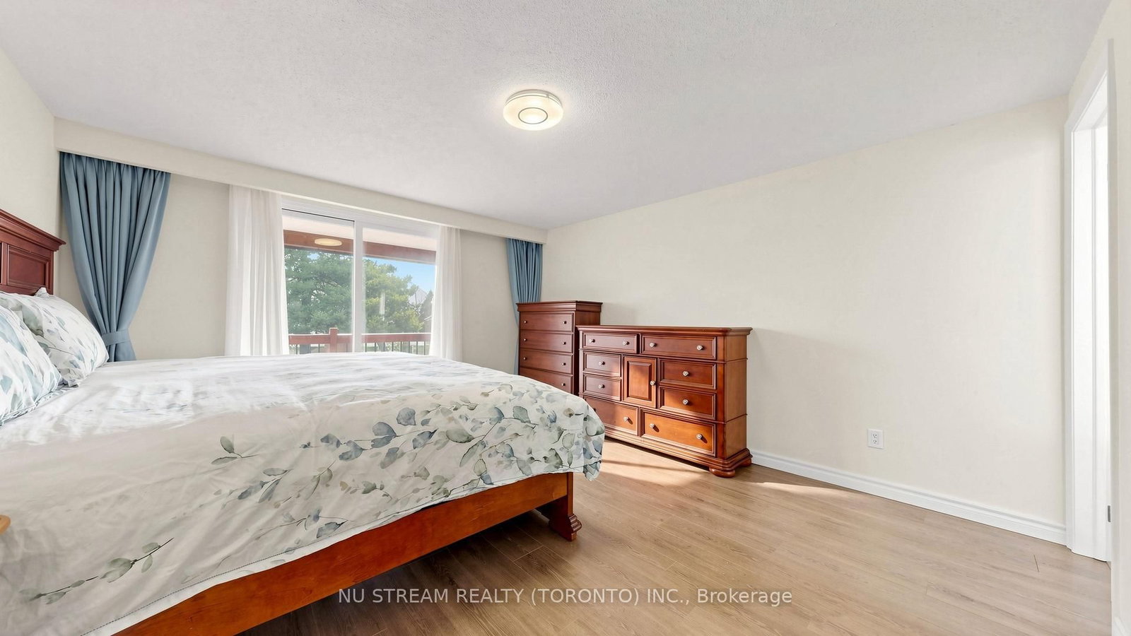 26 Alexmuir Boulevard - Photo 21